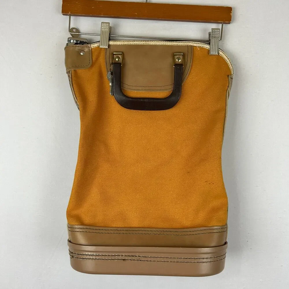 MMF Industries Heavy Duty Mailing Lockable Bag Yellow Two Keys